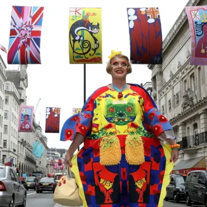 Grayson Perry on piccadilly