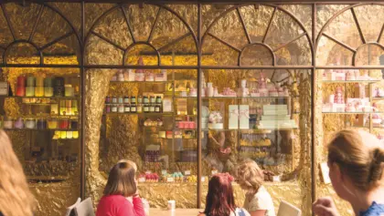 Hat Trick 835645 CMYK 2