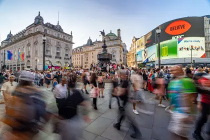 PICCADILLY 01 2