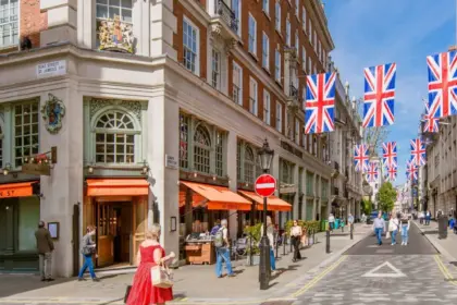 West End Weekly Newsletter ANIMATION