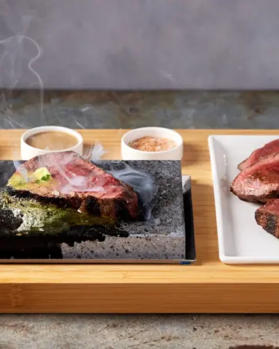 20220923 Hot Stones 274 Steak and Company