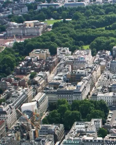 Strategies reports cover arts Portrait 1