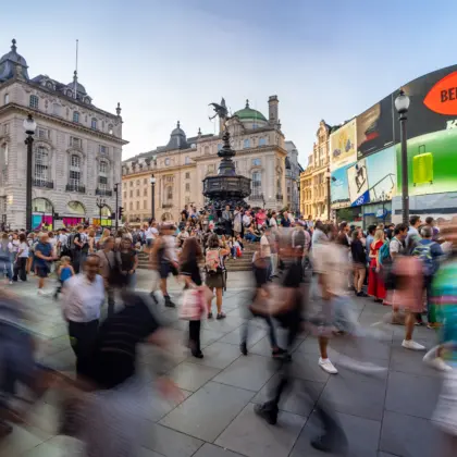 PICCADILLY 01 2