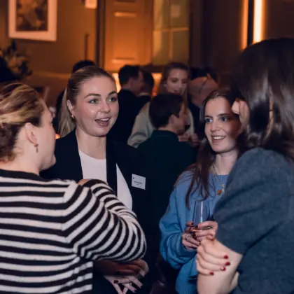 2025 11 25 20 05 45 Holba Christmas 0081